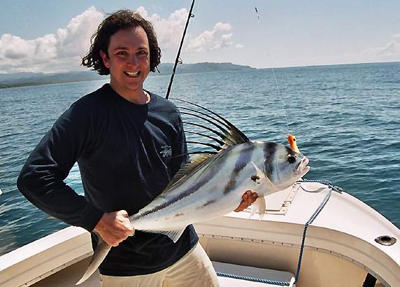 Beau poisson-coq pch par Mr Antoine Douphy dans le Golfo Dulce, sur un Cx 135 Orion